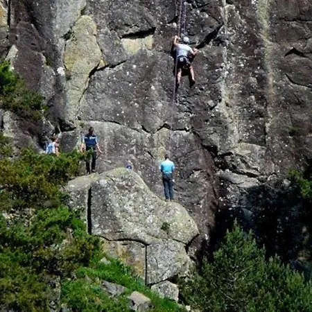 : Cosy 4 Pers, Centre-ville, Proche Telecabine, Parking Inclus. - Fr-1-401-16 * Cauterets